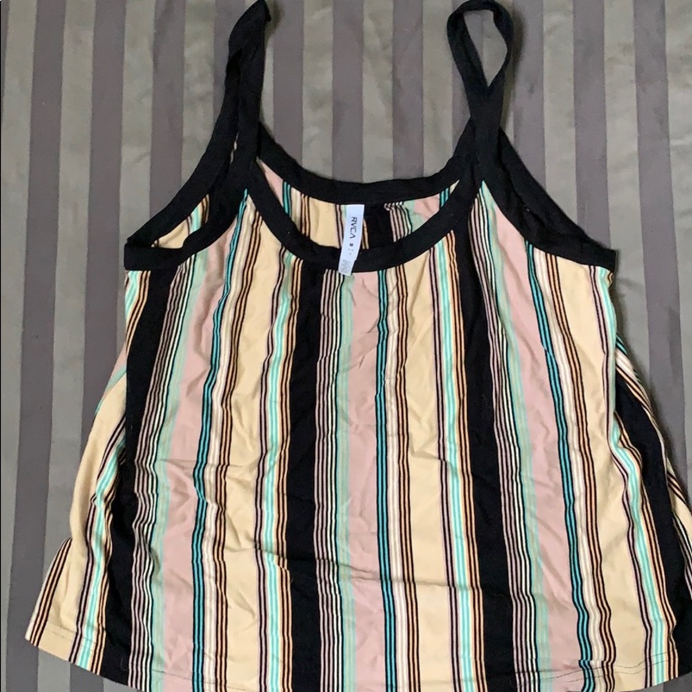 Cute top never worn